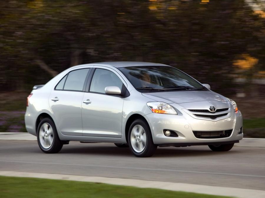  Toyota Yaris Sedan 2007 года  (фото 23 из 24)